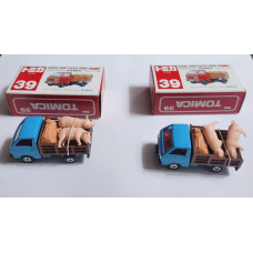 Tomica no 39-3-1 Suzuki Carry Cattle Truck x2 Made in Japan